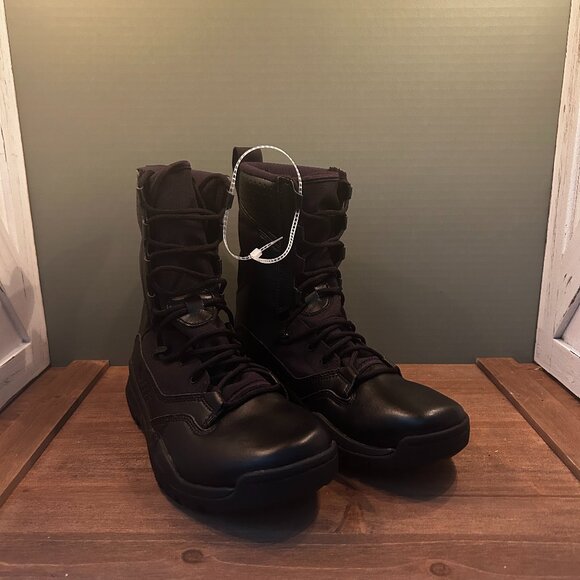 NWOB Nike Mens SFB Field Tactical Military Combat Boots Black AO7507 001 Size 7 - Picture 2 of 7
